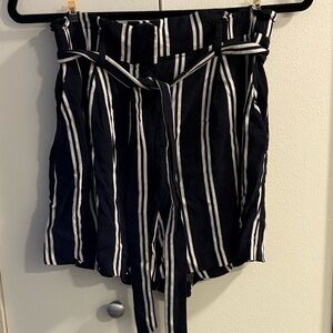 H&M Navy and White Striped Shorts Size 4